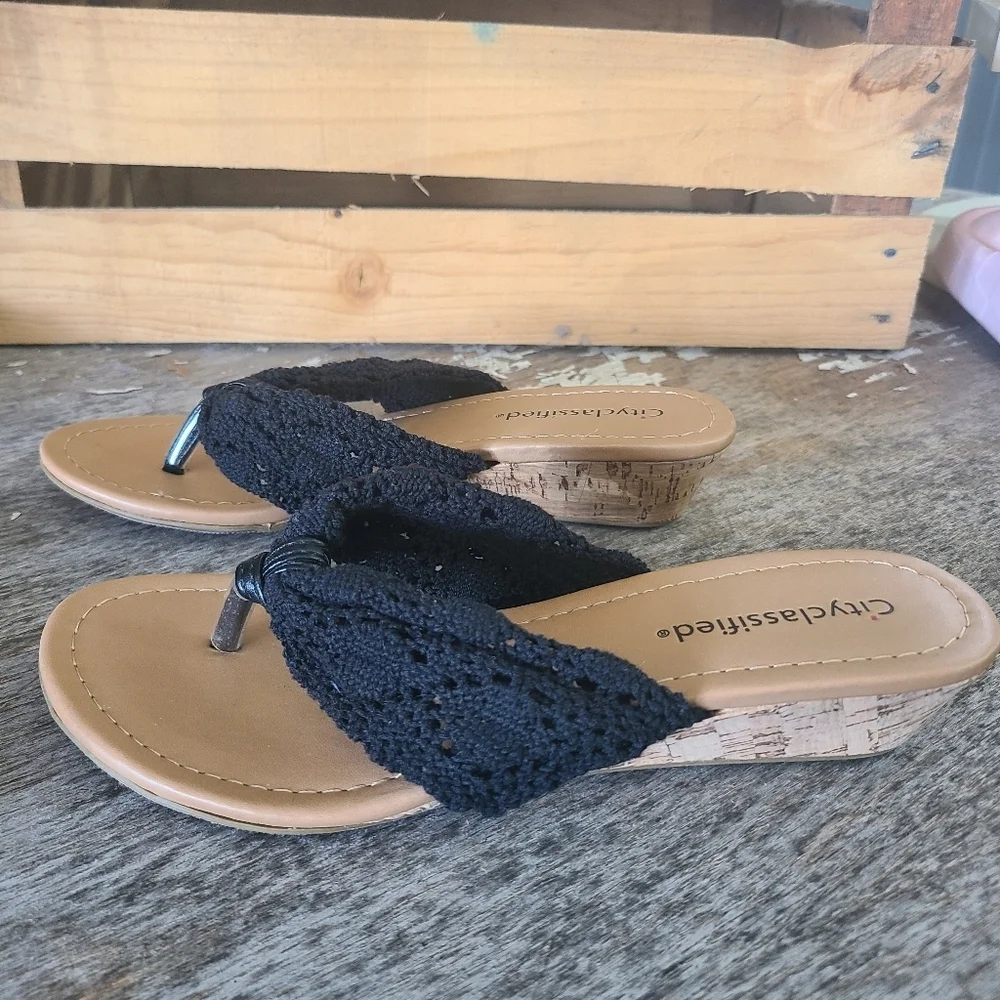 Cityclassified Crocheted Black Wedge Sandal Size 7